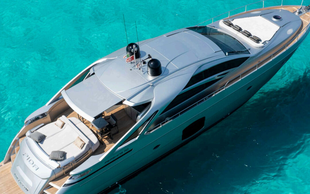 Pershing 70