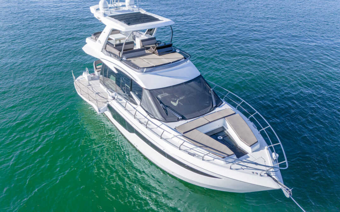 53’ Galeon Hummingbird