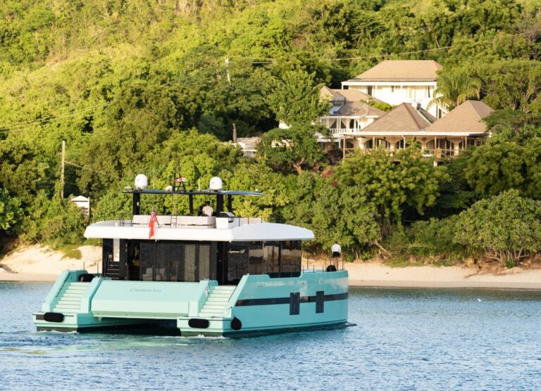 70' Sunreef Supreme Power Cat