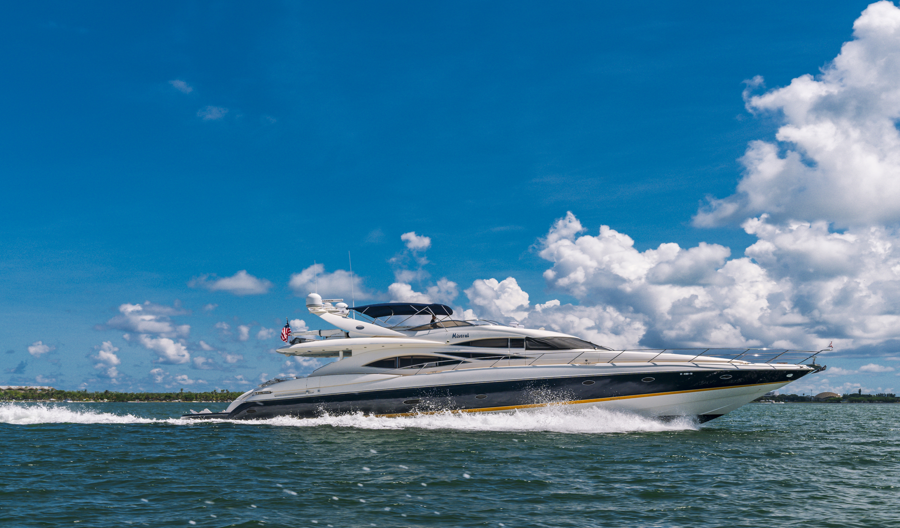 88’ Sunseeker Flybridge